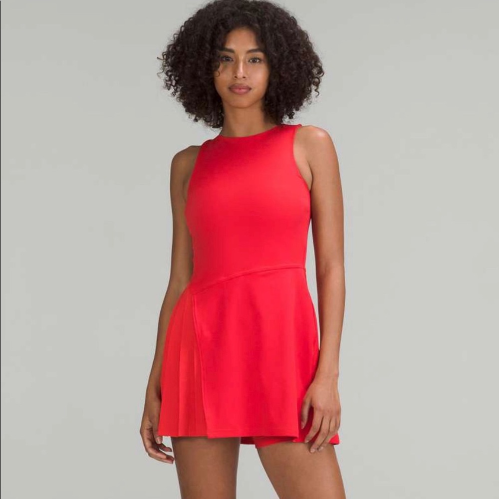 Lululemon Nulux asymmetrical dress size 6